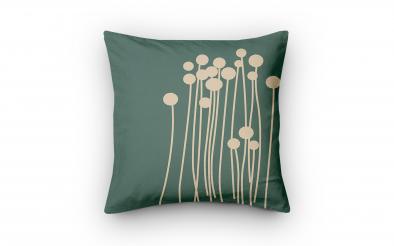 Throw pillow 00261